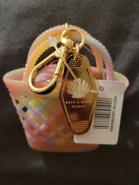 Bath & Body Works Rainbow Pastel Basket Pocketbac Holder With Gold Color Clip
